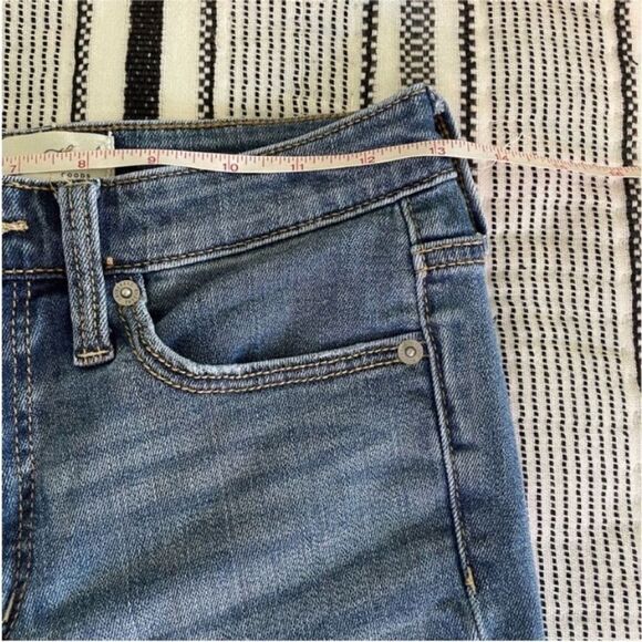 Universal Thread Slim Straight Blue Jeans 25 High Rise Denim‎ Grunge Normcore - Picture 8 of 11